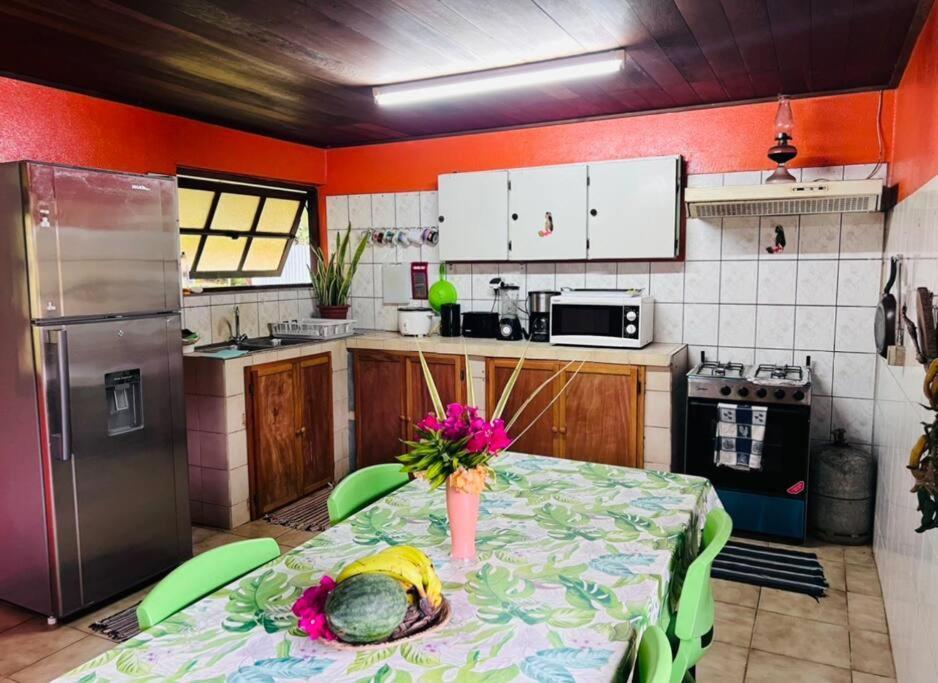 Villa Fare Manuvai à Haapu Extérieur photo